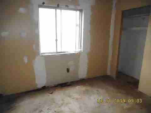 14220 Burt (29)_m.jpg